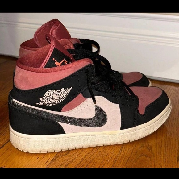 Jordan 1 Mid - Picture 2 of 6
